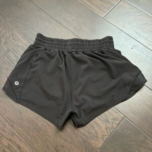 Black Lululemon Hotty Hot High Rise Shorts 2.5 Inch